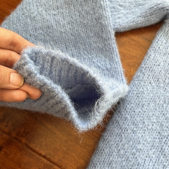 Vero Moda Tall polo sweater with crystal
buttons in blue Size L - Picture 10 of 16